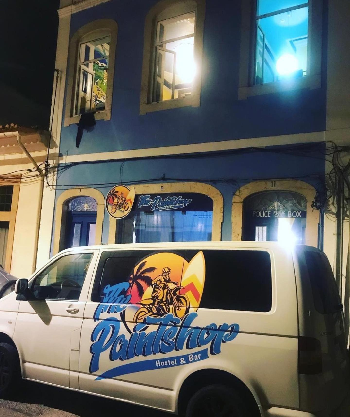 The Paintshop Hostel Figueira da Foz Exterior photo