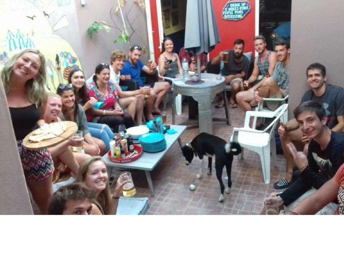 The Paintshop Hostel Figueira da Foz Exterior photo